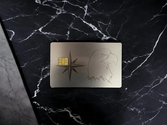 Kredit-/Debitkarte aus Metall - Chromesilber/Silber - Kleiner Chip